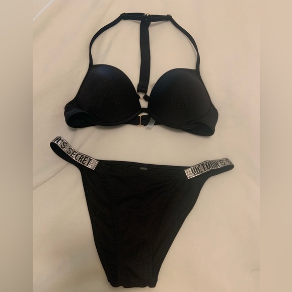 NWOT VS matching swim top and bottom - Picture 1 of 3